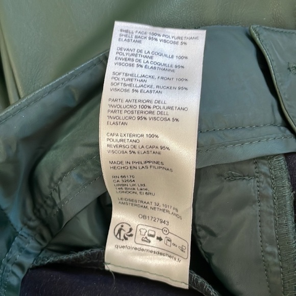 NWT Anthropologie Maeve Faux Leather Pleated Taper Pant Size 4 Dark Green - Picture 6 of 14